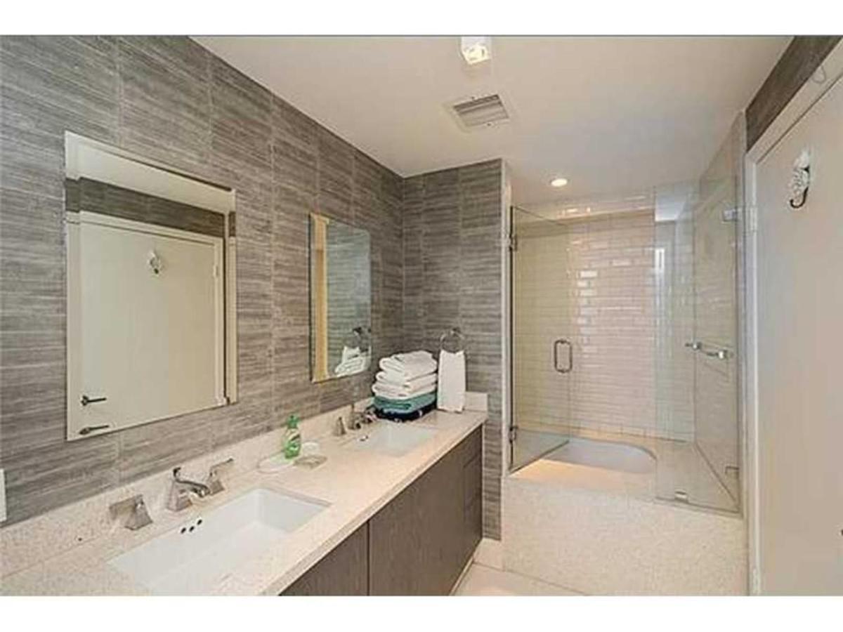 Heart Of South Beach / Modern Apartment / Ocean Drive - Carlyle Miami Beach Esterno foto