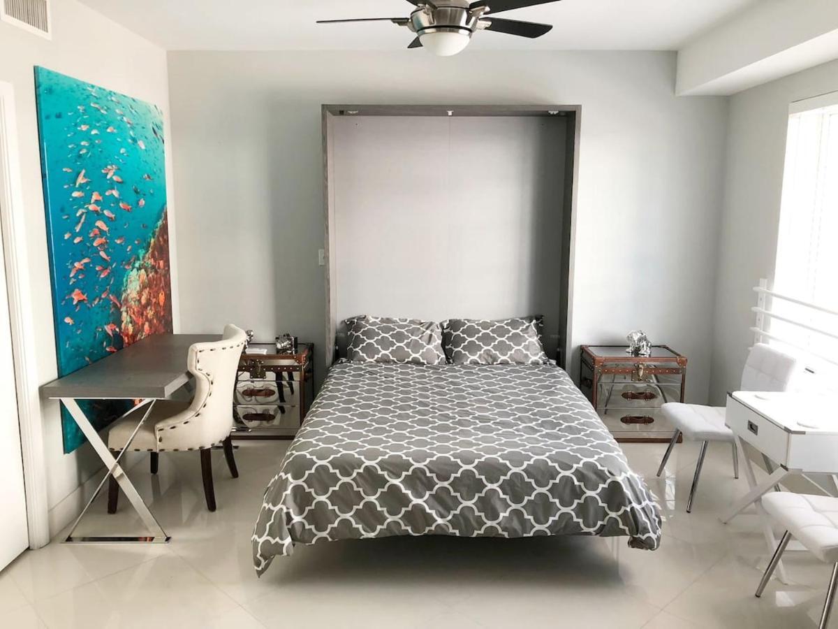 Heart Of South Beach / Modern Apartment / Ocean Drive - Carlyle Miami Beach Esterno foto
